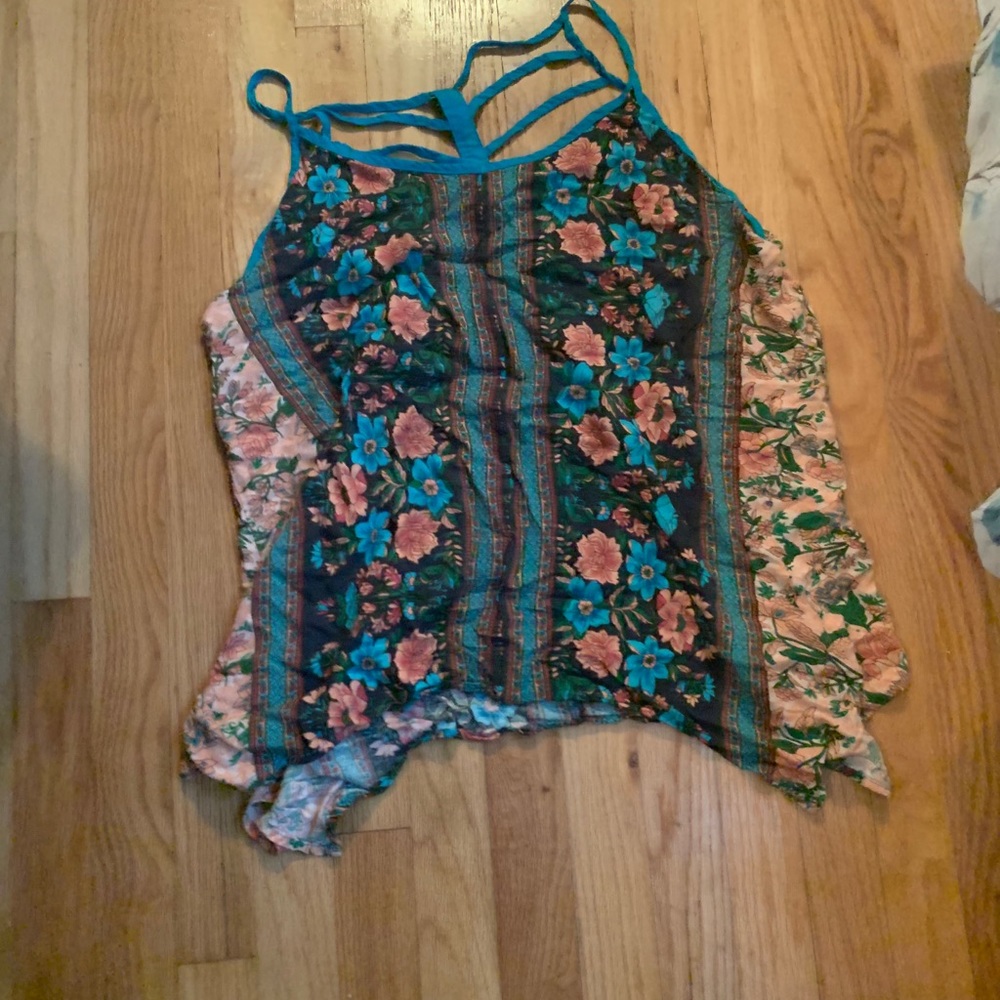 Floral tank